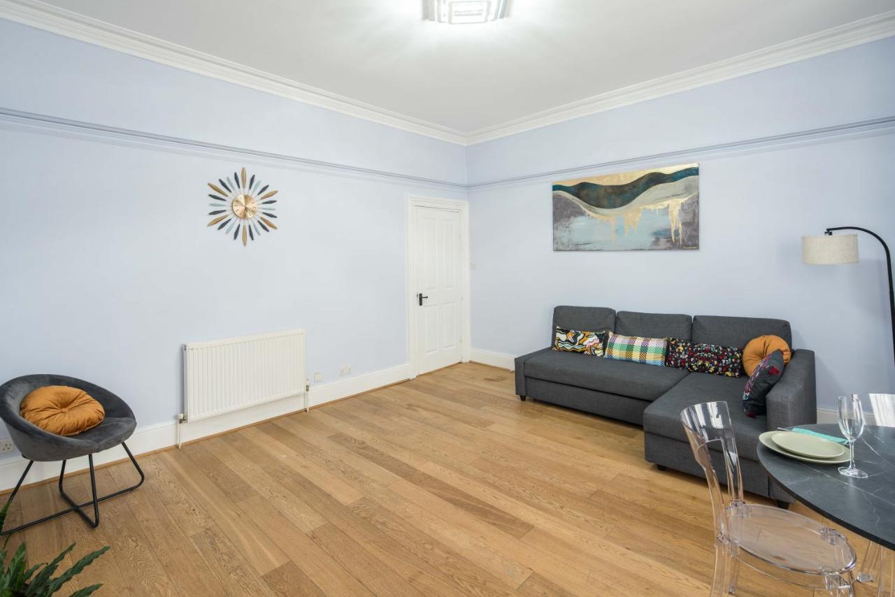 Gloucester Station Gem: 3 Bedroom Oasis London Bagian luar foto